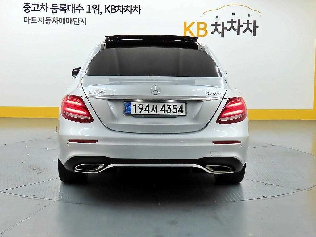 벤츠 E 클래스 E-클래스 W213 E350 4MATIC AMG LINE 이미지 3