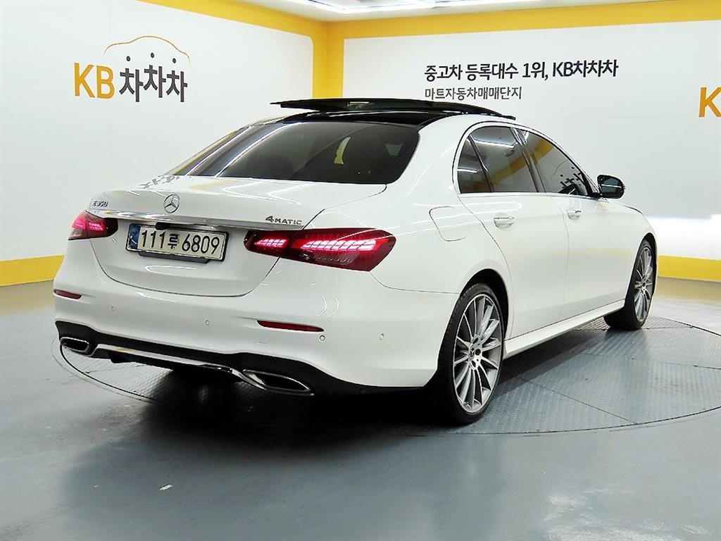 벤츠 E 클래스 E-클래스 W213 E350 4MATIC 아방가르드 이미지 4