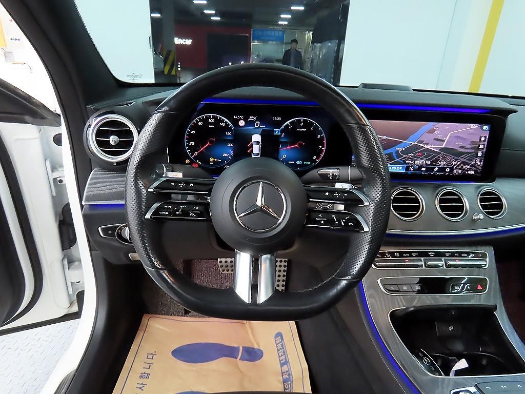 벤츠 E 클래스 E-클래스 W213 E350 4MATIC 아방가르드 이미지 9