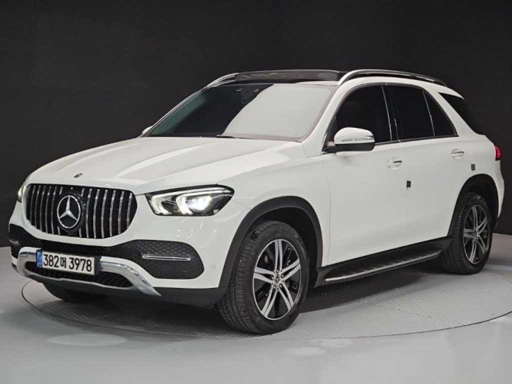 벤츠 GLE 클래스 GLE 클래스 W167 GLE 300d 4MATIC 이미지 2