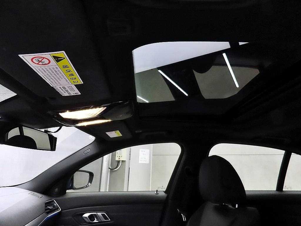 BMW 3시리즈 3시리즈 (G20) 320d xDrive M 스포츠 이미지 19