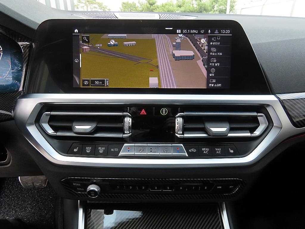 BMW 3시리즈 3시리즈 (G20) 320d 투어링 M 스포츠 이미지 13