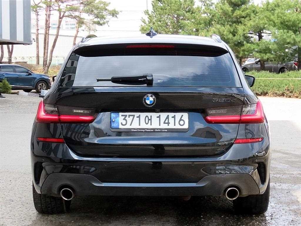 BMW 3시리즈 3시리즈 (G20) 320d 투어링 M 스포츠 이미지 4