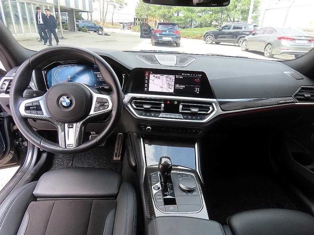 BMW 3시리즈 3시리즈 (G20) 320d 투어링 M 스포츠 이미지 7