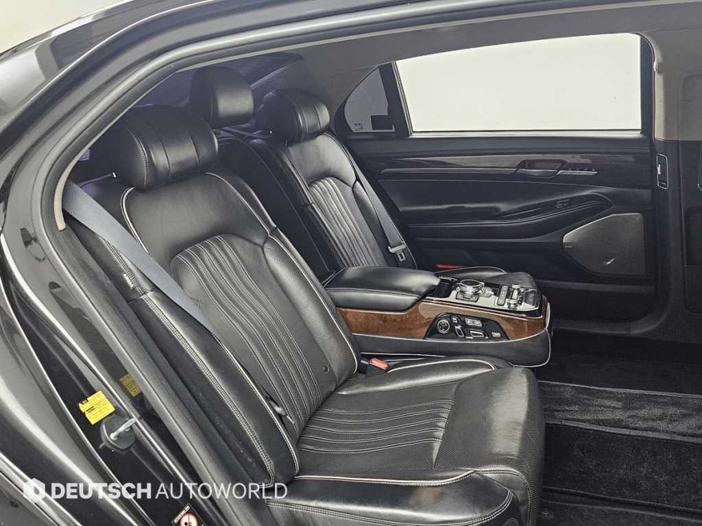 제네시스 EQ900 5.0 GDI AWD 리무진 프레스티지 이미지 12