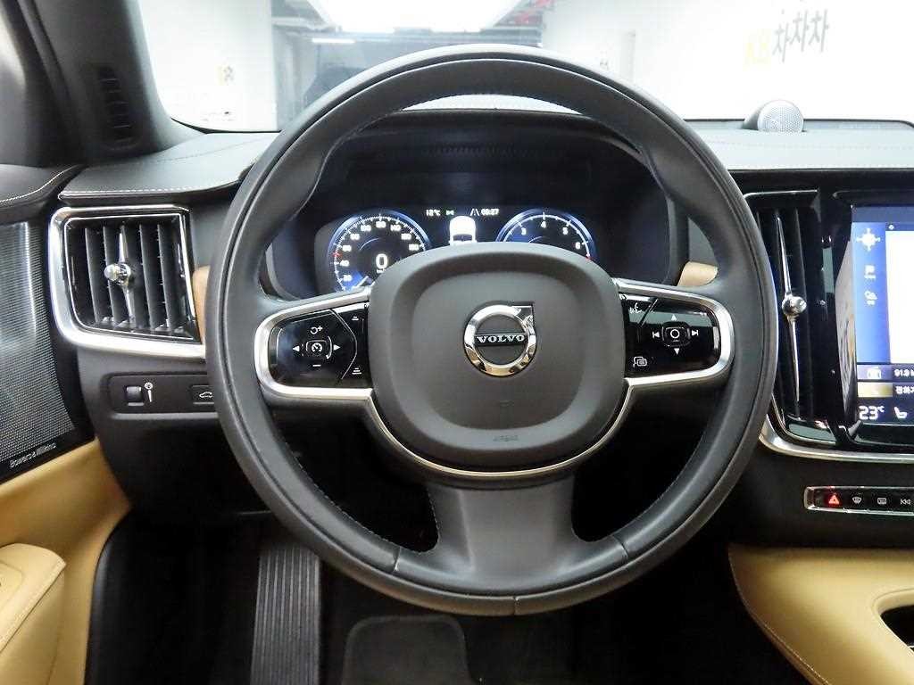 볼보 S90 T5 인스크립션 이미지 8