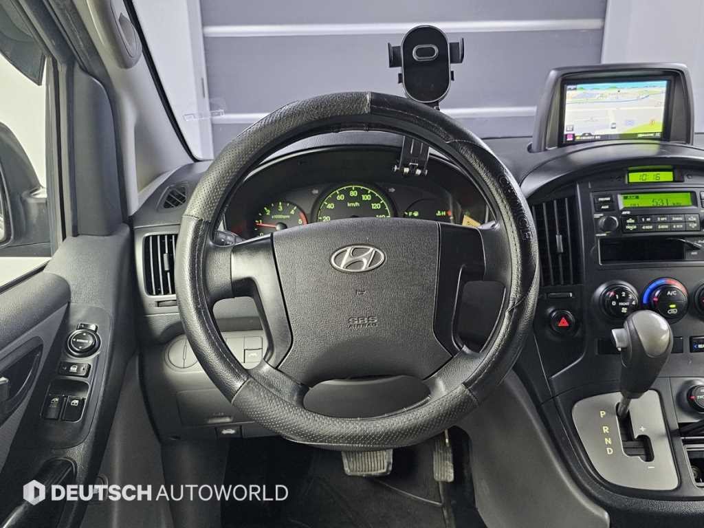 현대 스타렉스 그랜드 스타렉스 12인승 왜건 4WD CVX 디럭스 이미지 13