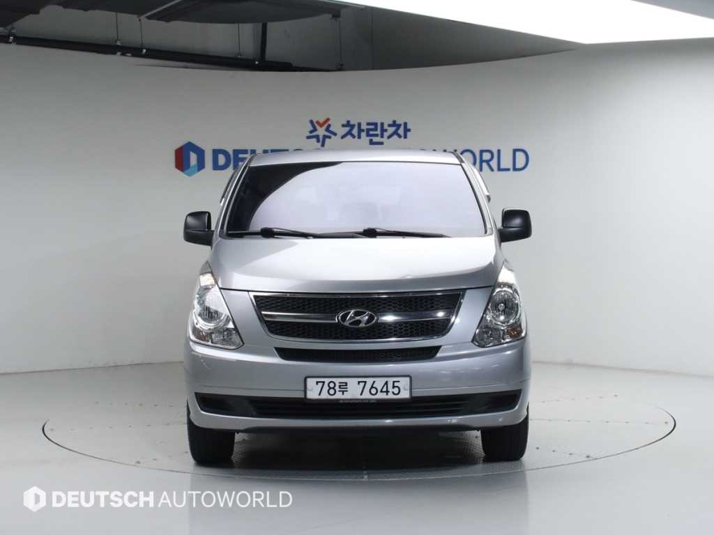 현대 스타렉스 그랜드 스타렉스 12인승 왜건 4WD CVX 디럭스 이미지 3
