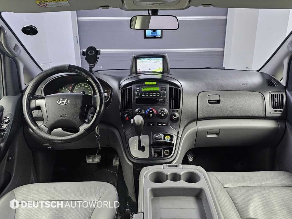 현대 스타렉스 그랜드 스타렉스 12인승 왜건 4WD CVX 디럭스 이미지 7