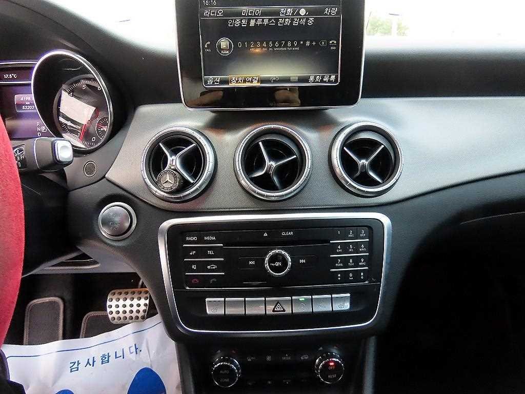 벤츠 CLA 클래스 CLA클래스 CLA 220 AMG LINE 이미지 13