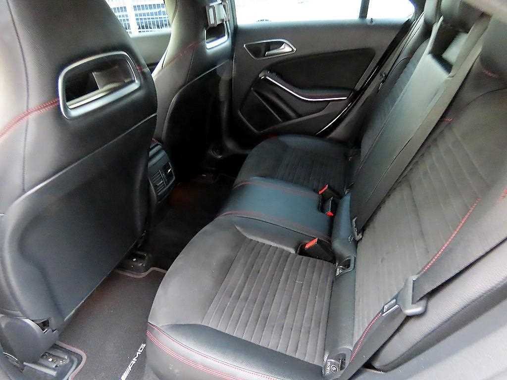 벤츠 CLA 클래스 CLA클래스 CLA 220 AMG LINE 이미지 6