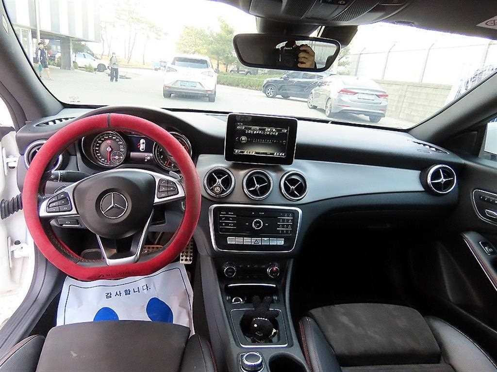 벤츠 CLA 클래스 CLA클래스 CLA 220 AMG LINE 이미지 7