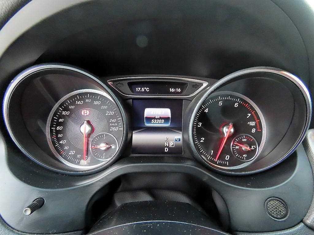 벤츠 CLA 클래스 CLA클래스 CLA 220 AMG LINE 이미지 9