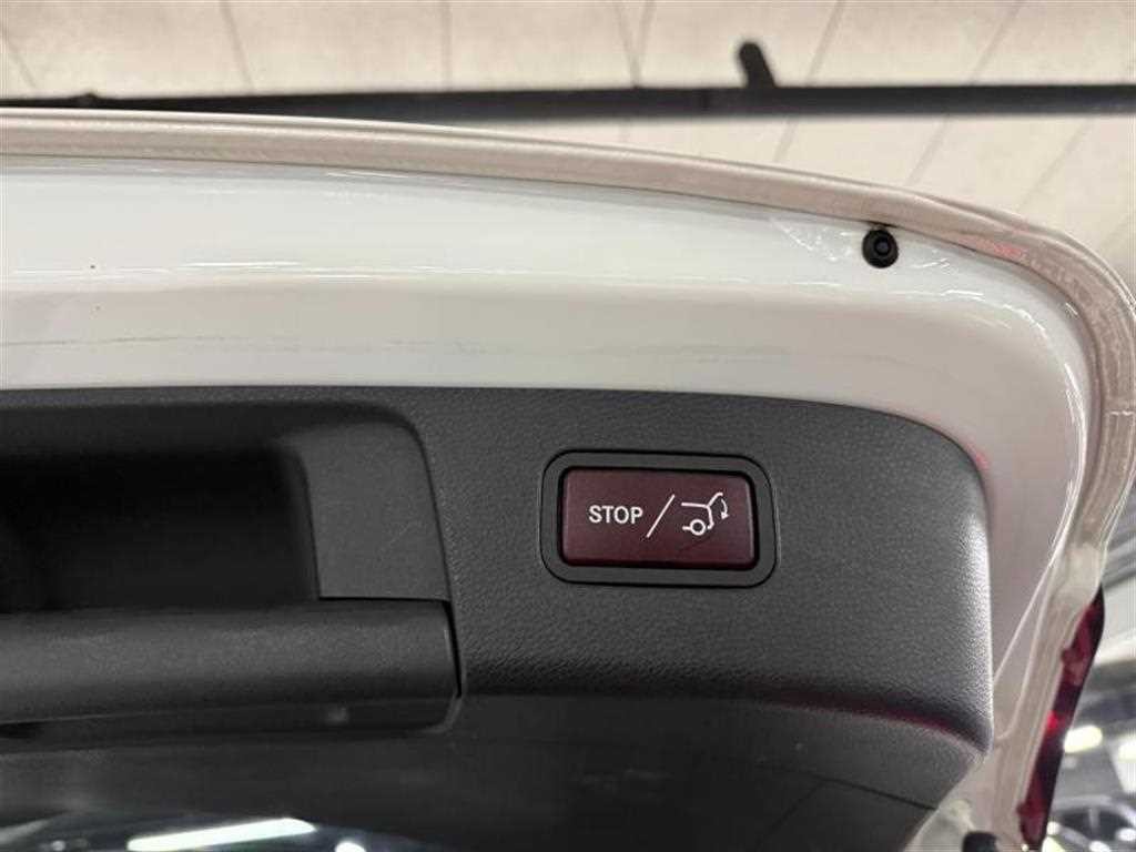 벤츠 GLA 클래스 GLA클래스 X156 GLA45 AMG 4MATIC 이미지 19