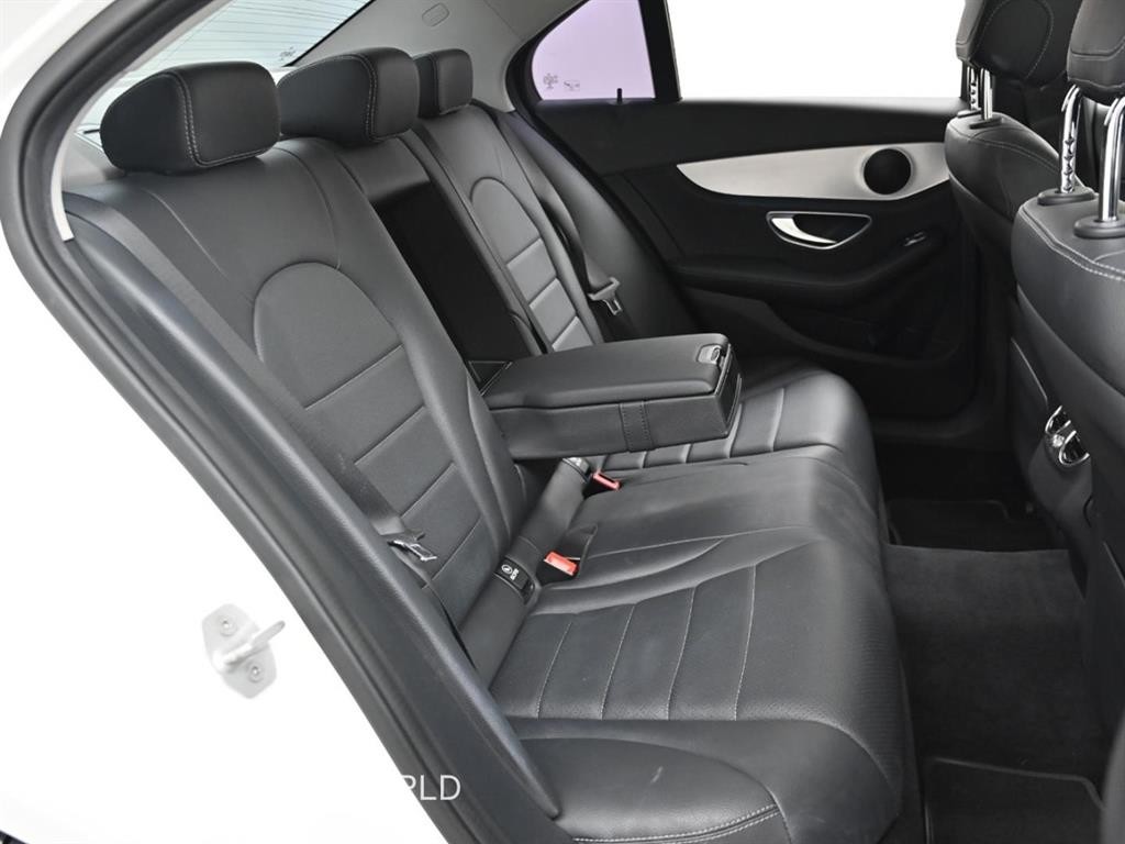 벤츠 C 클래스 C클래스 W205 C220 d 4MATIC 이미지 12