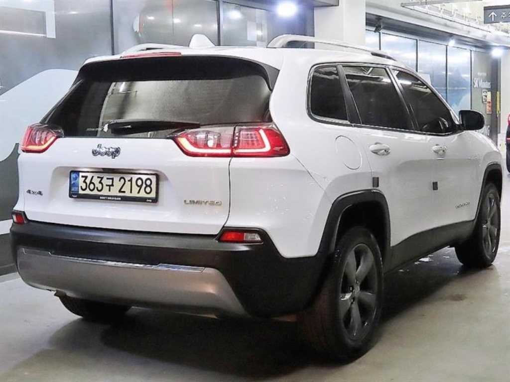 지프 체로키 체로키(KL) 2.4 리미티드 AWD 이미지 4