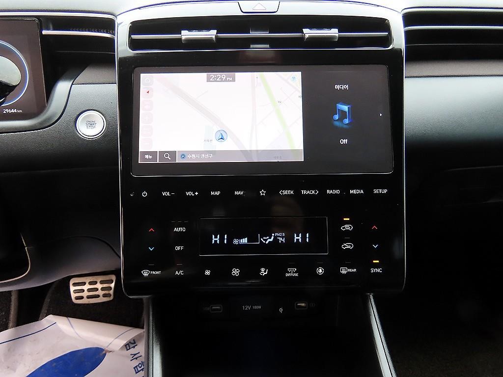 현대 투싼 투싼 (NX4) 디젤 2.0 2WD 인스퍼레이션 이미지 13