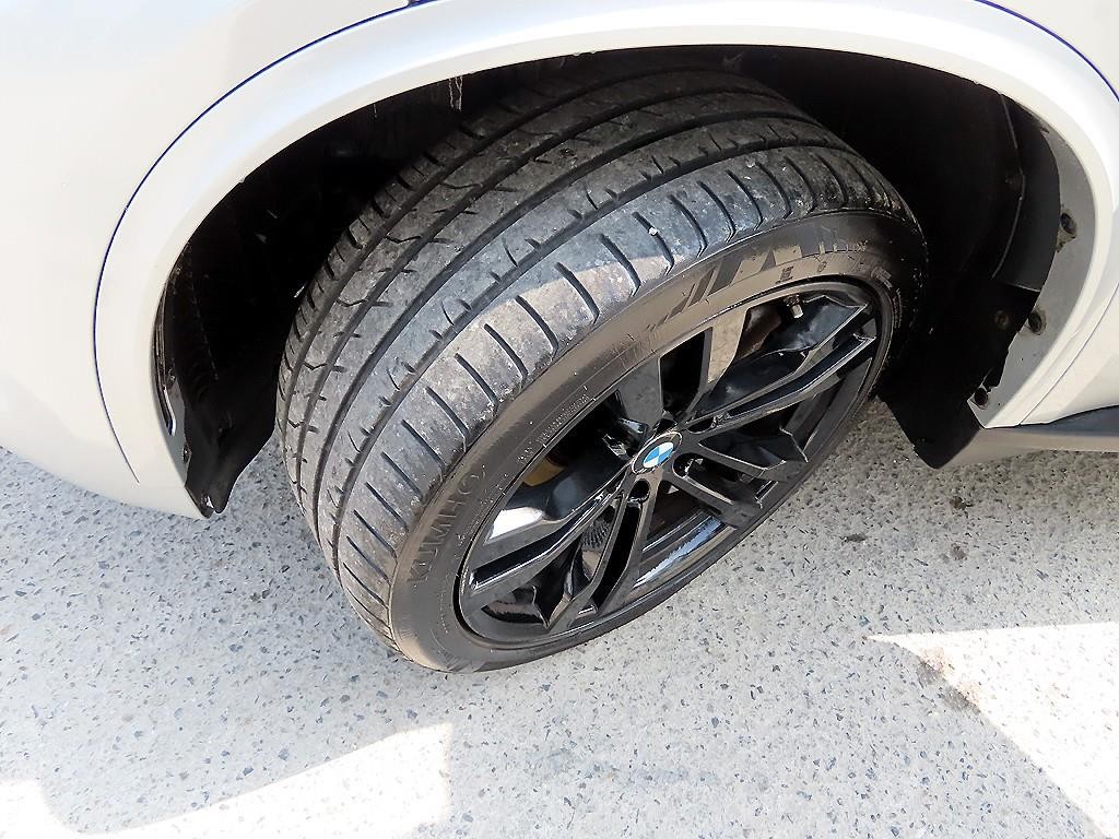 BMW X5 X5 (F15) xDrive M50d 이미지 20