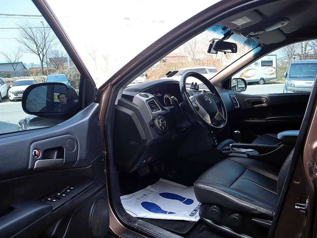 KG모빌리티(쌍용) 코란도 더뉴코란도스포츠 CX7(4WD) 클럽 이미지 6