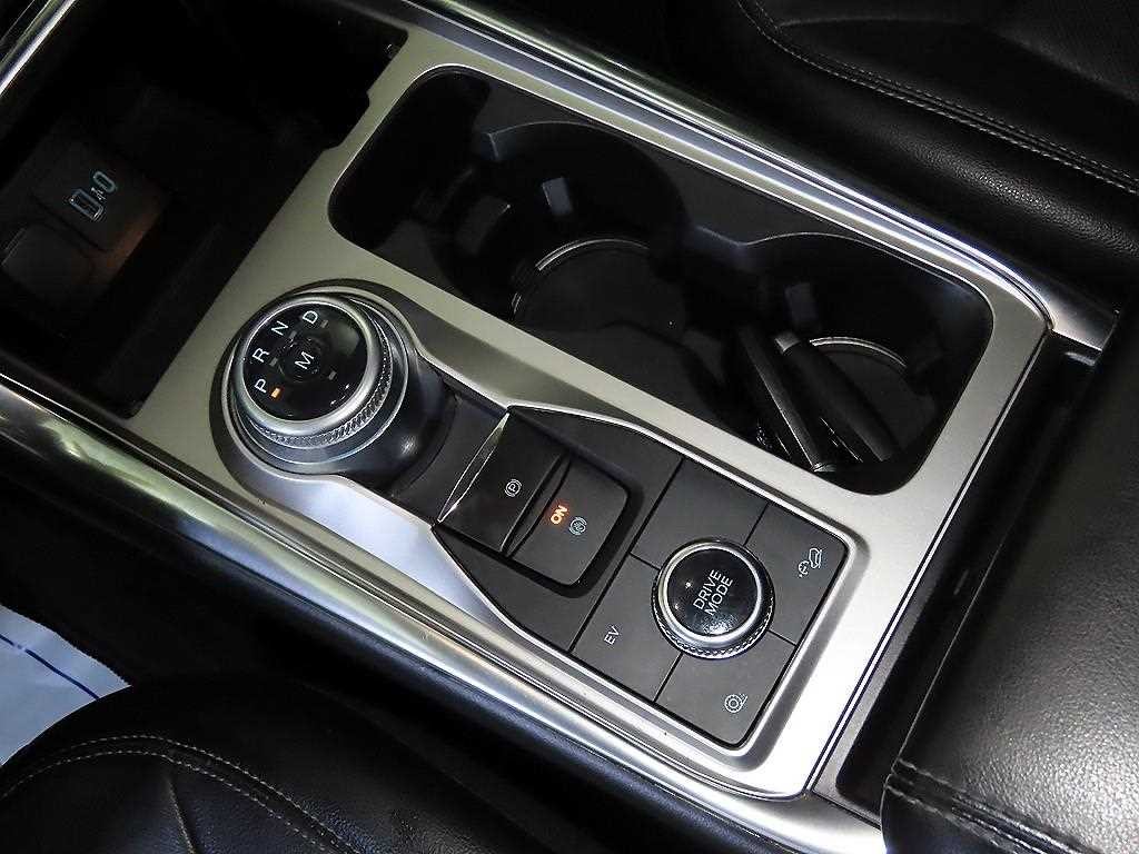 포드 익스플로러 익스플로러 6세대 3.0 AWD PHEV 리미티드 이미지 12