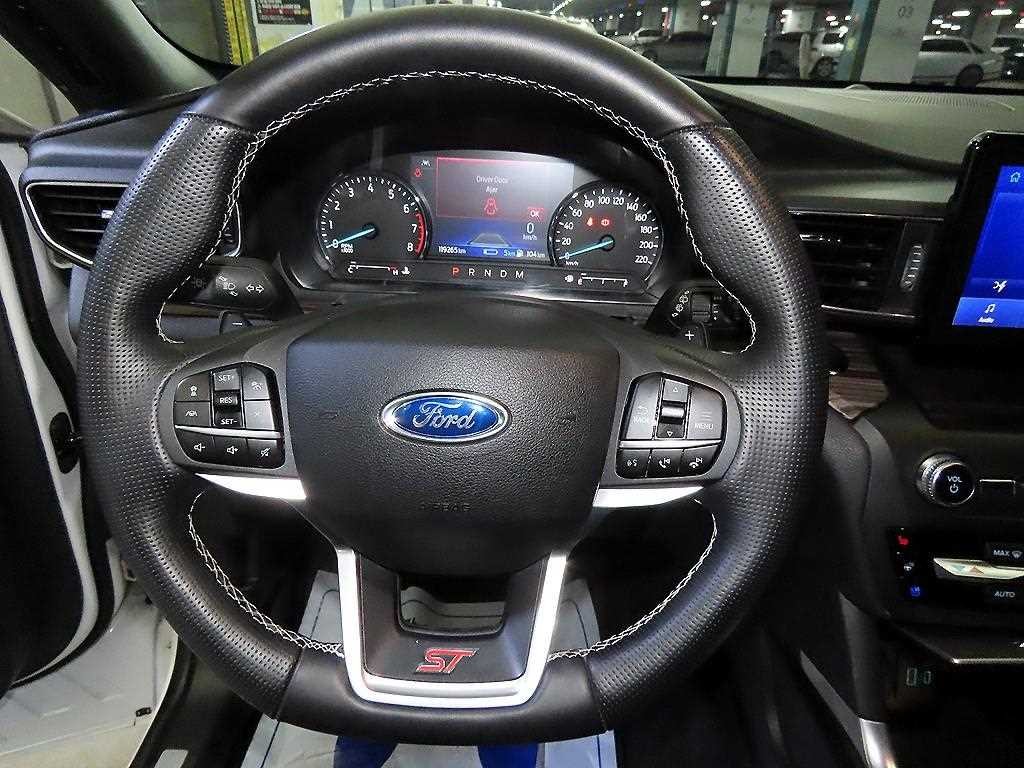 포드 익스플로러 익스플로러 6세대 3.0 AWD PHEV 리미티드 이미지 8