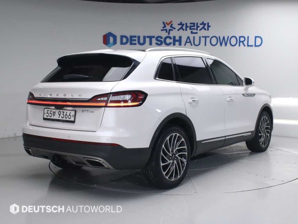 링컨 노틸러스 2.7 리저브 AWD 이미지 2