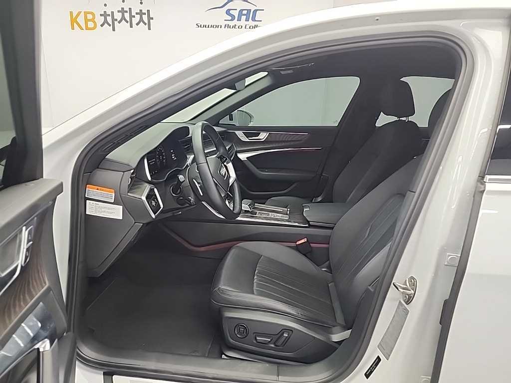 아우디 A6 A6 (C8) 45 TFSI 콰트로 프리미엄 이미지 11