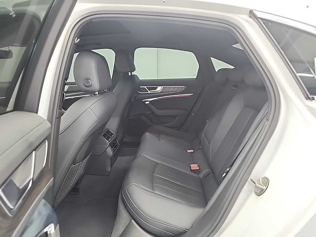 아우디 A6 A6 (C8) 45 TFSI 콰트로 프리미엄 이미지 12