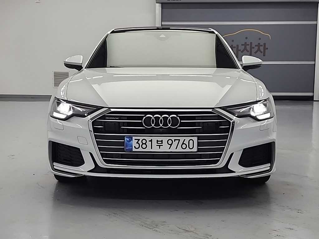 아우디 A6 A6 (C8) 45 TFSI 콰트로 프리미엄 이미지 2