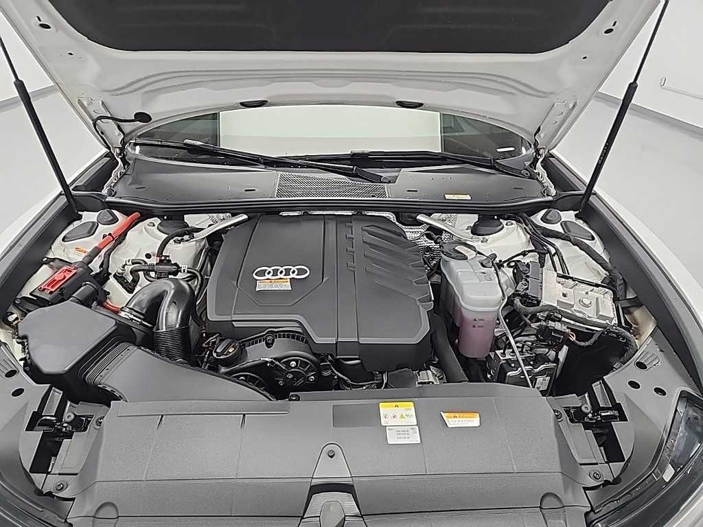 아우디 A6 A6 (C8) 45 TFSI 콰트로 프리미엄 이미지 5