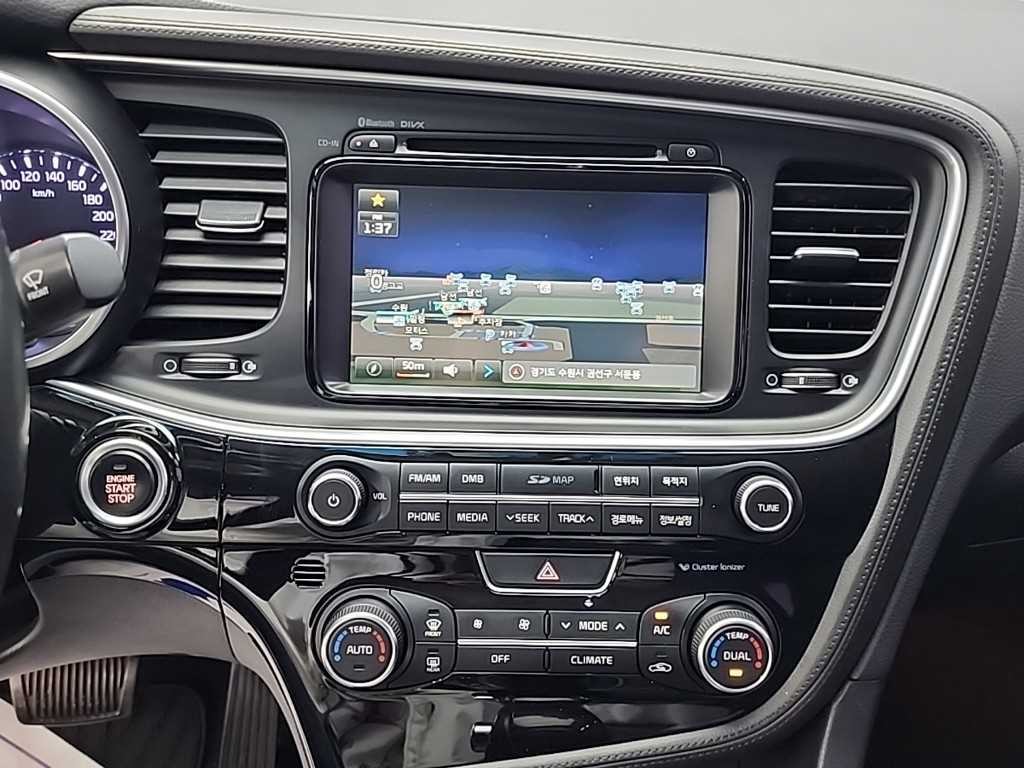 기아 K5 더 뉴 K5 2.0 프레스티지 이미지 10