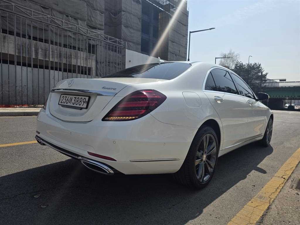 벤츠 S 클래스 S클래스-W222 S 400L d 4MATIC 이미지 6
