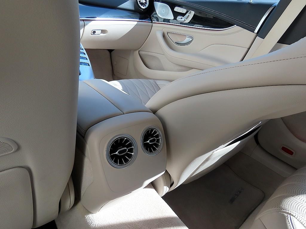 벤츠 AMG GT 4도어 43 4MATIC+ 이미지 13