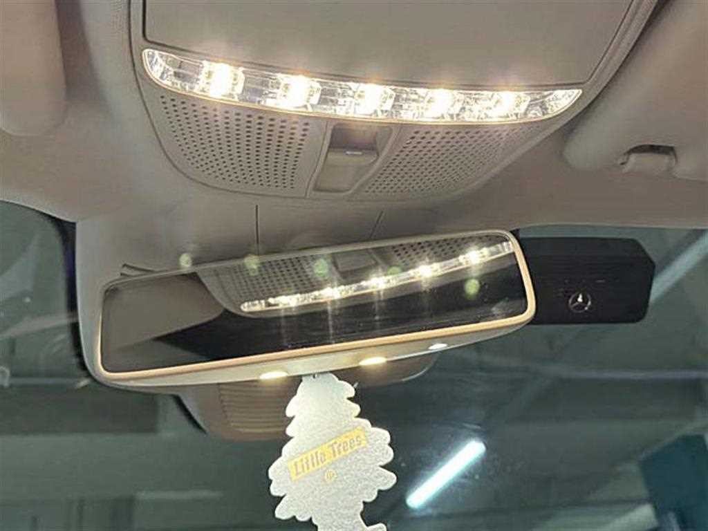 벤츠 E 클래스 E-클래스 W213 E220d 아방가르드 이미지 13