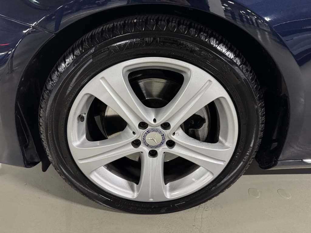벤츠 E 클래스 E-클래스 W213 E220d 아방가르드 이미지 18
