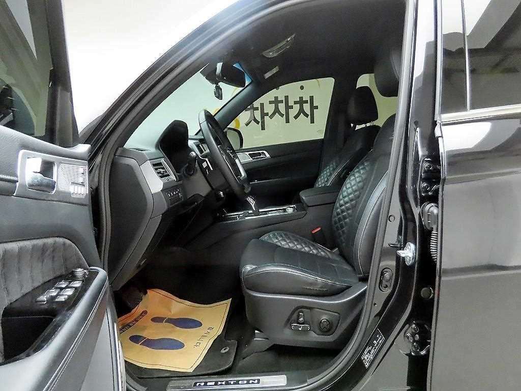 KG모빌리티(쌍용) 렉스턴 올 뉴 렉스턴 (Y450) 디젤 2.2 4WD 더 블랙 이미지 12
