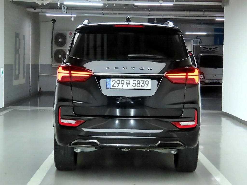KG모빌리티(쌍용) 렉스턴 올 뉴 렉스턴 (Y450) 디젤 2.2 4WD 더 블랙 이미지 3