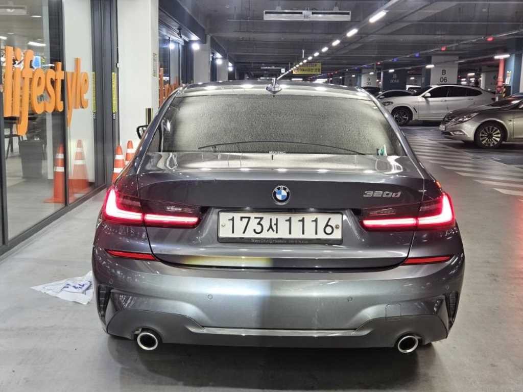 BMW 3시리즈 3시리즈 (G20) 320d M 스포츠 이미지 4