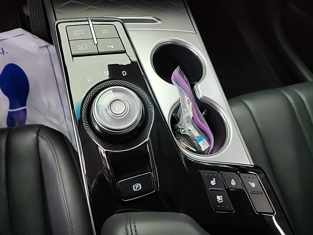 기아 K8 2.5 2WD 노블레스 라이트 이미지 8