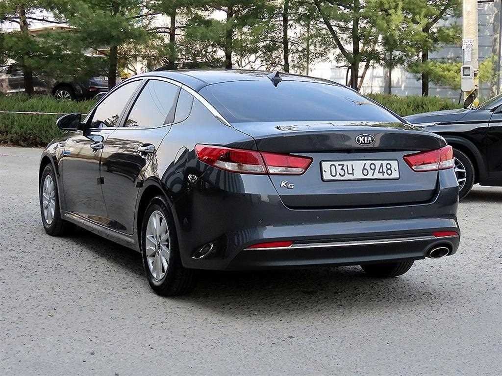 기아 K5 K5 2세대 MX 2.0 LPI 럭셔리 A/T 이미지 3