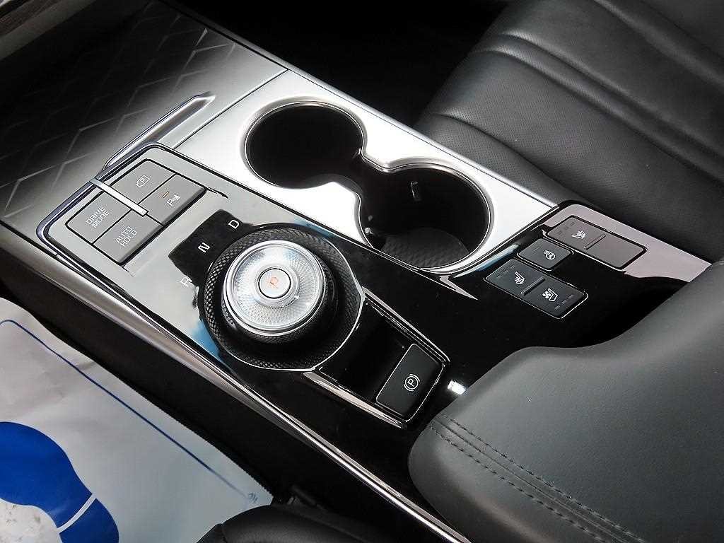 기아 K8 2.5 2WD 노블레스 라이트 이미지 10