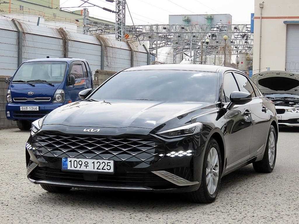 기아 K8 2.5 2WD 노블레스 라이트 이미지 2