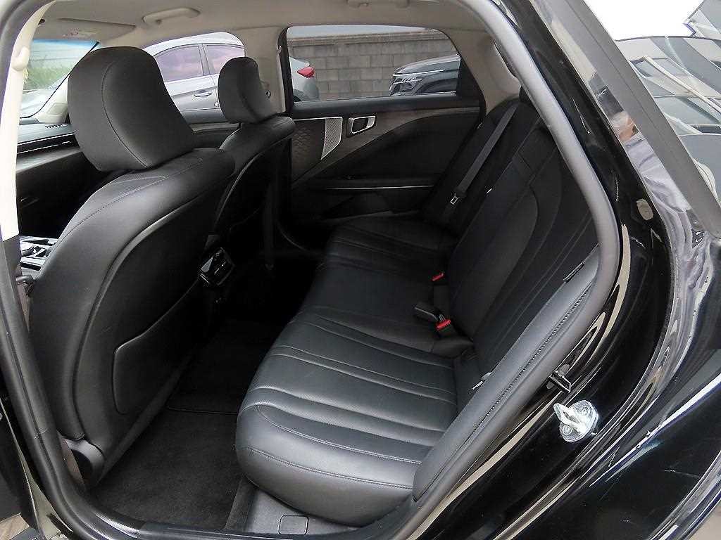 기아 K8 2.5 2WD 노블레스 라이트 이미지 6