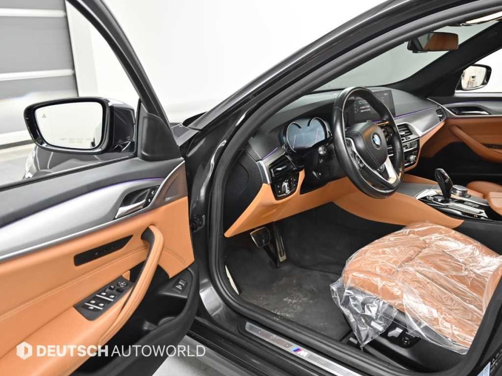 BMW 5시리즈 5시리즈 (G30) 530i xDrive M 스포츠 이미지 11