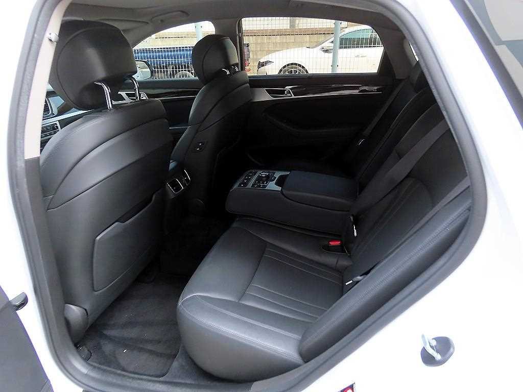 제네시스 G80 2.2D AWD 프리미엄 럭셔리 이미지 6