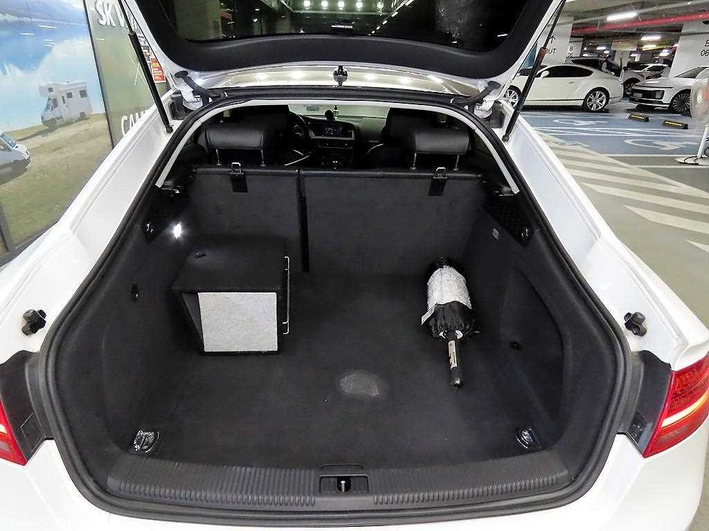 아우디 A5 35 TDI 콰트로 스포츠백 이미지 18