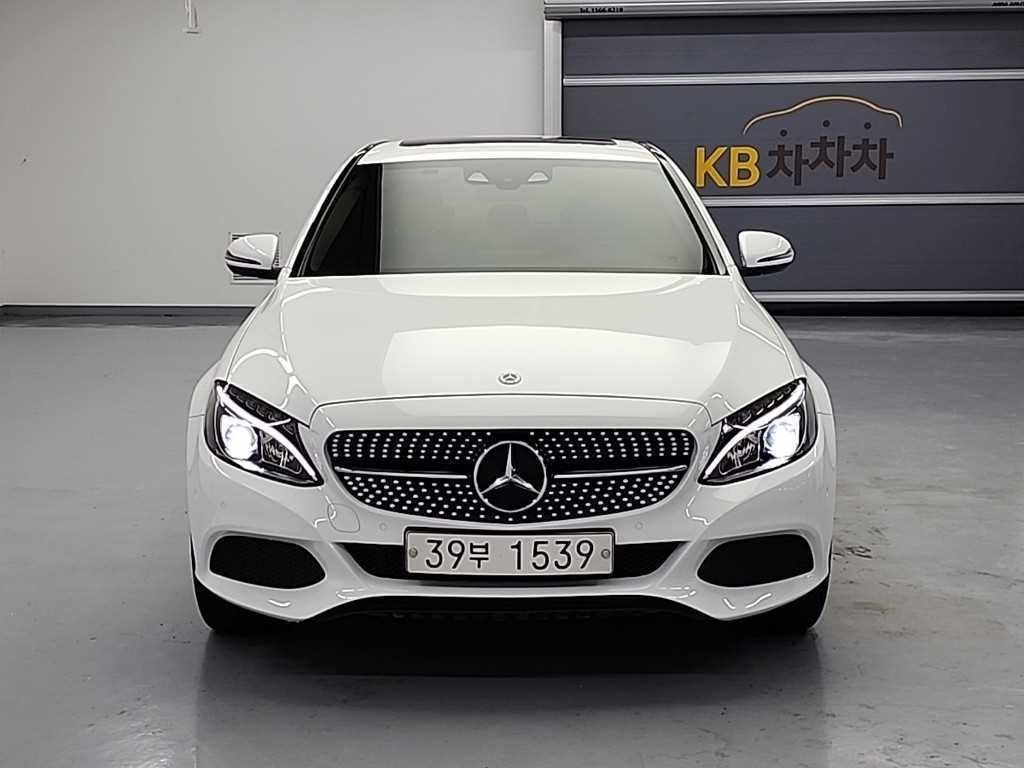 벤츠 C 클래스 C클래스 W205 C200 이미지 3