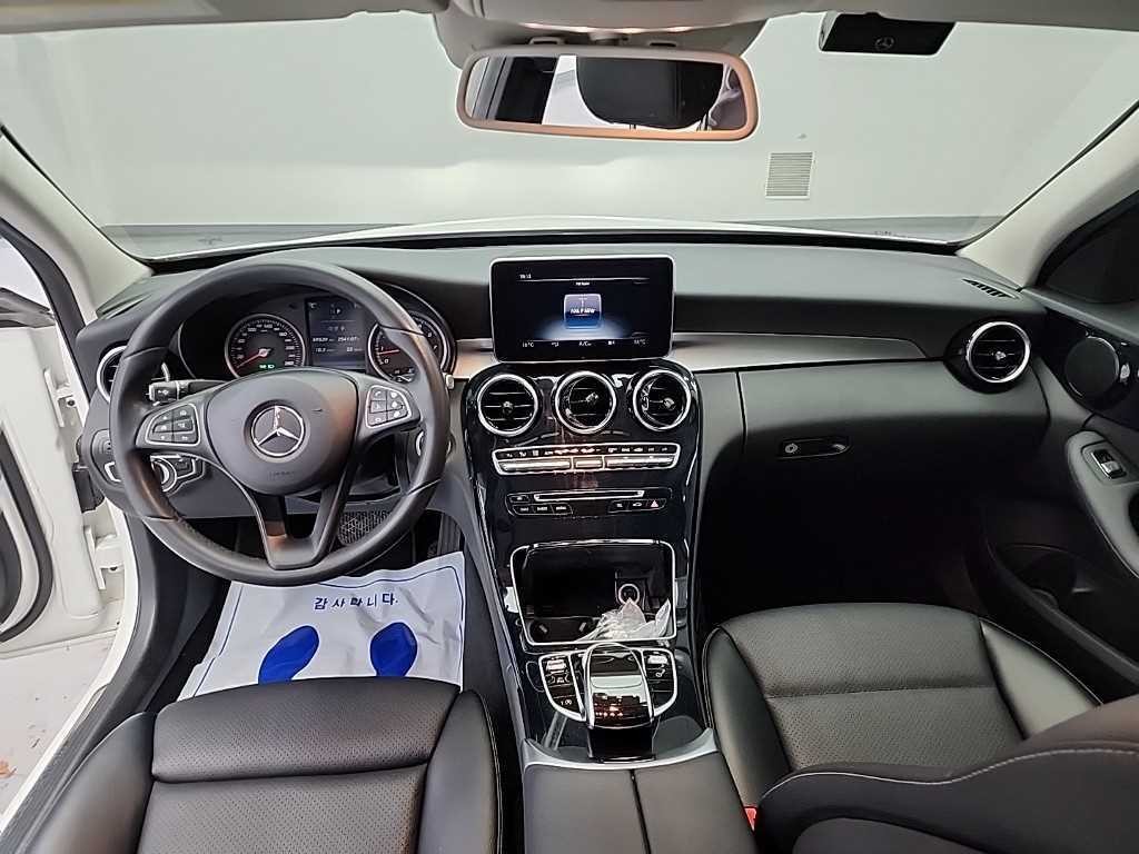 벤츠 C 클래스 C클래스 W205 C200 이미지 8