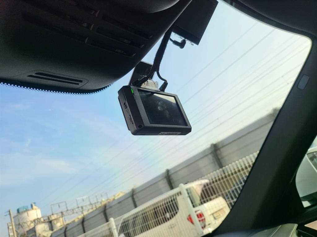 볼보 XC90 XC90 2세대 2.0 B6 AWD 얼티메이트 브라이트 이미지 13
