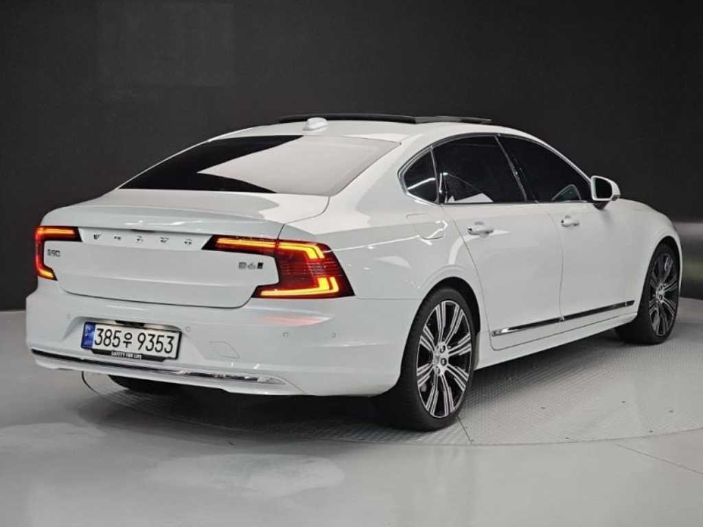 볼보 S90 B6 AWD 얼티메이트 브라이트 이미지 5